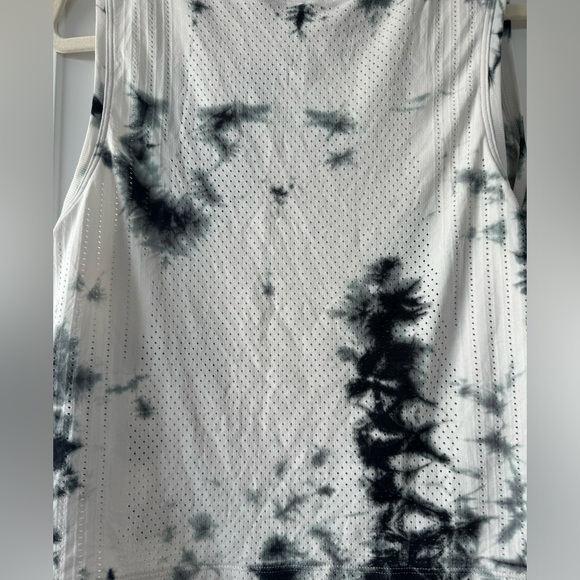 Lululemon crop tank top - Picture 5 of 5